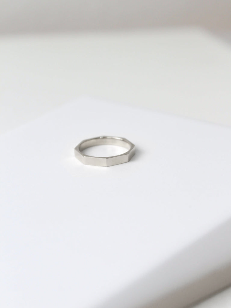 STUDIYO Jewelry Ring Sterling Silver / 4 Octagon Band | unisex made to order rings