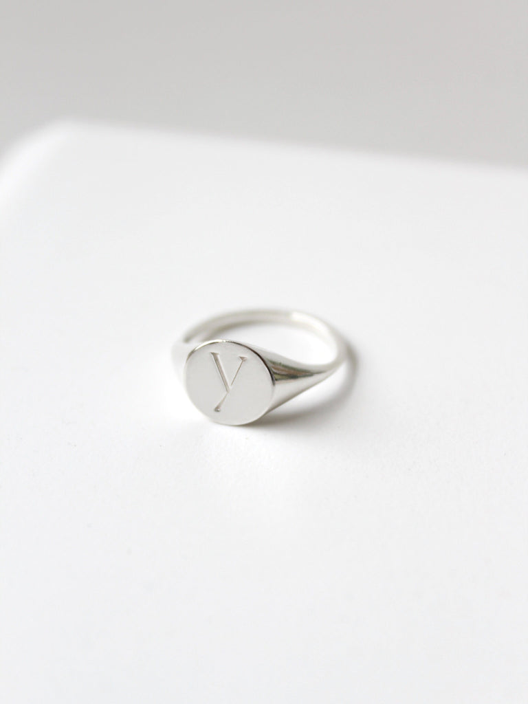 STUDIYO Jewelry Ring Sterling Silver / Y - Initial Ring / 6 Petite Signet Ring | Size 6 | Ready to Ship