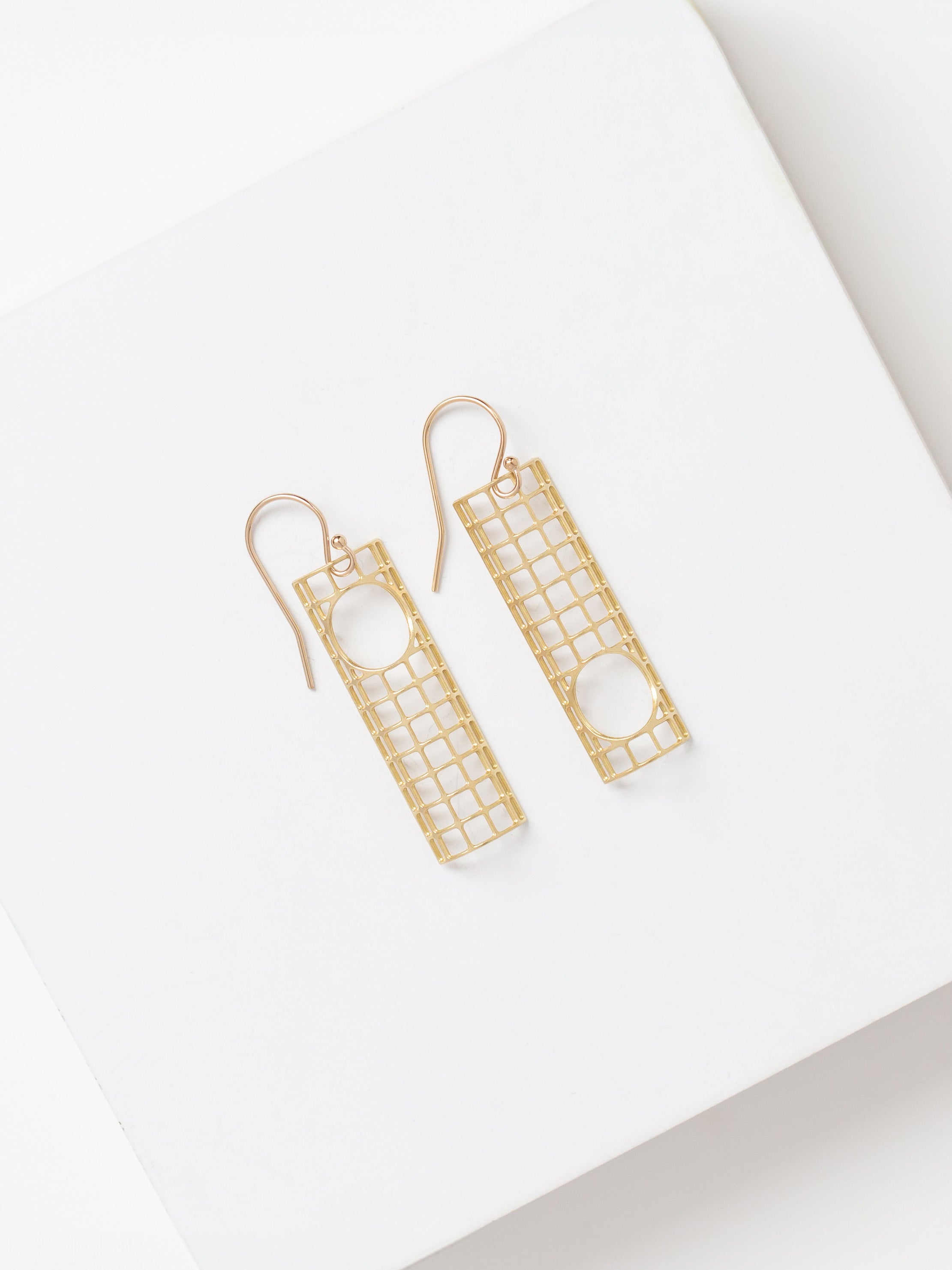 ピアス EOU STUDIO Easy Earring01SV Annika Inez Stone Ellipse ピアス｜トゥモローランド 公式通販