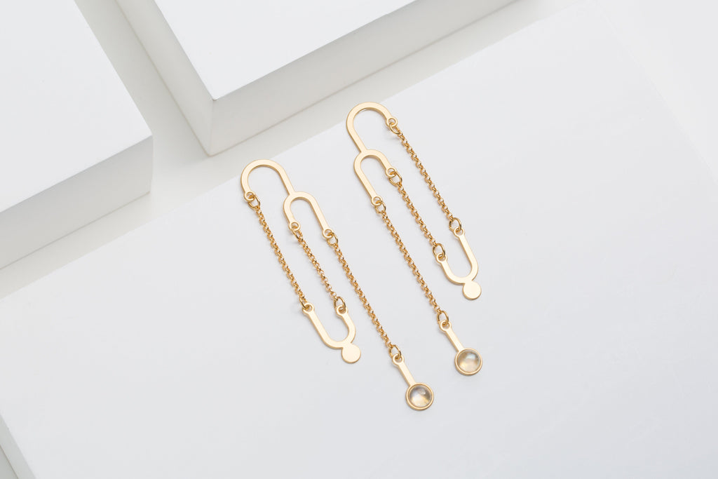 STUDIYO Jewelry Gold MOVIMENTO Earrings | crystal glass pulley chain earrings