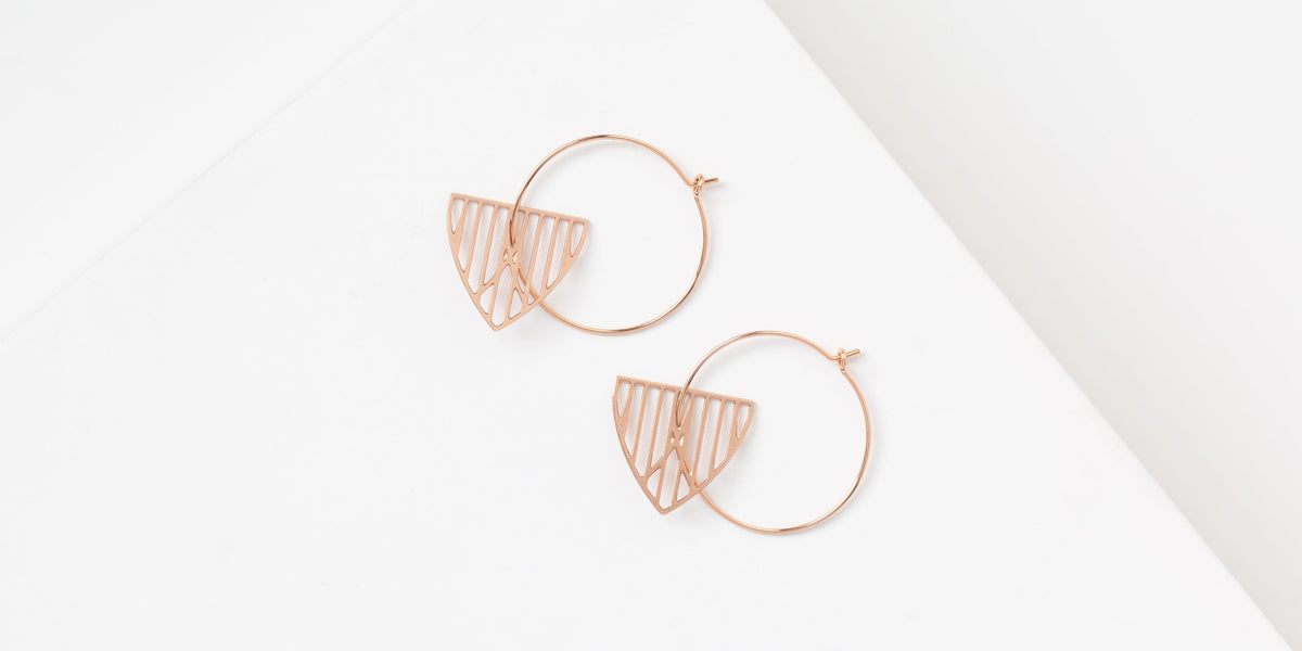 European Stainless Steel Double-layer Line Geometric Hoop Earrings at Rs  210/set | Malviya Nagar | New Delhi | ID: 25724414662